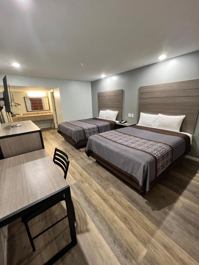 Continental Inn And Suites Nacogdoches Tx Sfa University Downtown Bagian luar foto