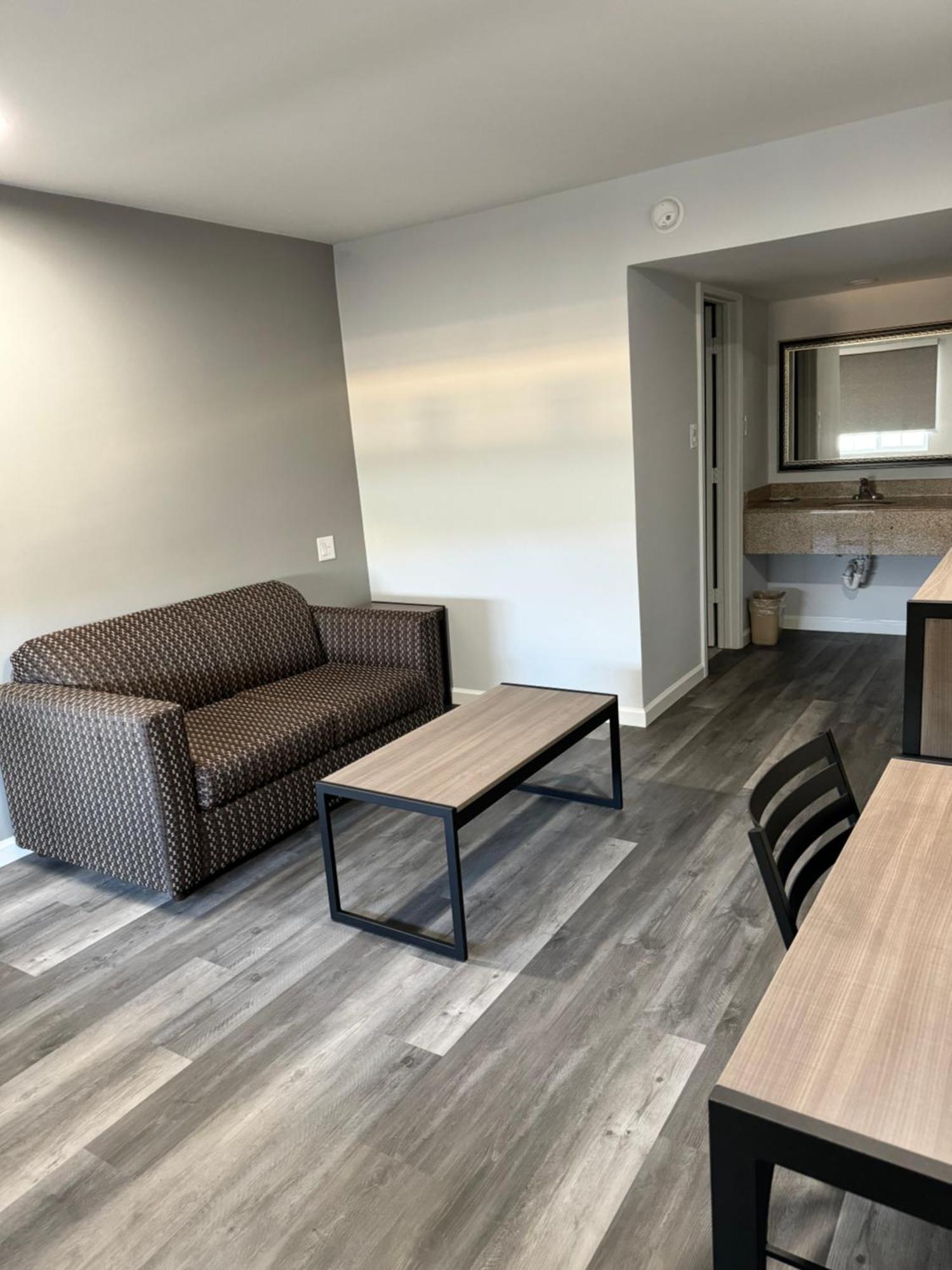 Continental Inn And Suites Nacogdoches Tx Sfa University Downtown Bagian luar foto